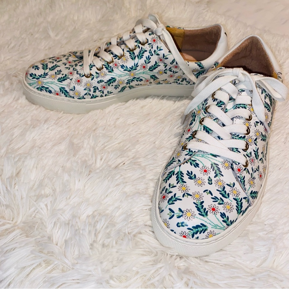 🎉2xHP🎉 Jack Rogers Womens White Floral Rory Daisy Lace-Up Sneakers Size 8 - Picture 3 of 8